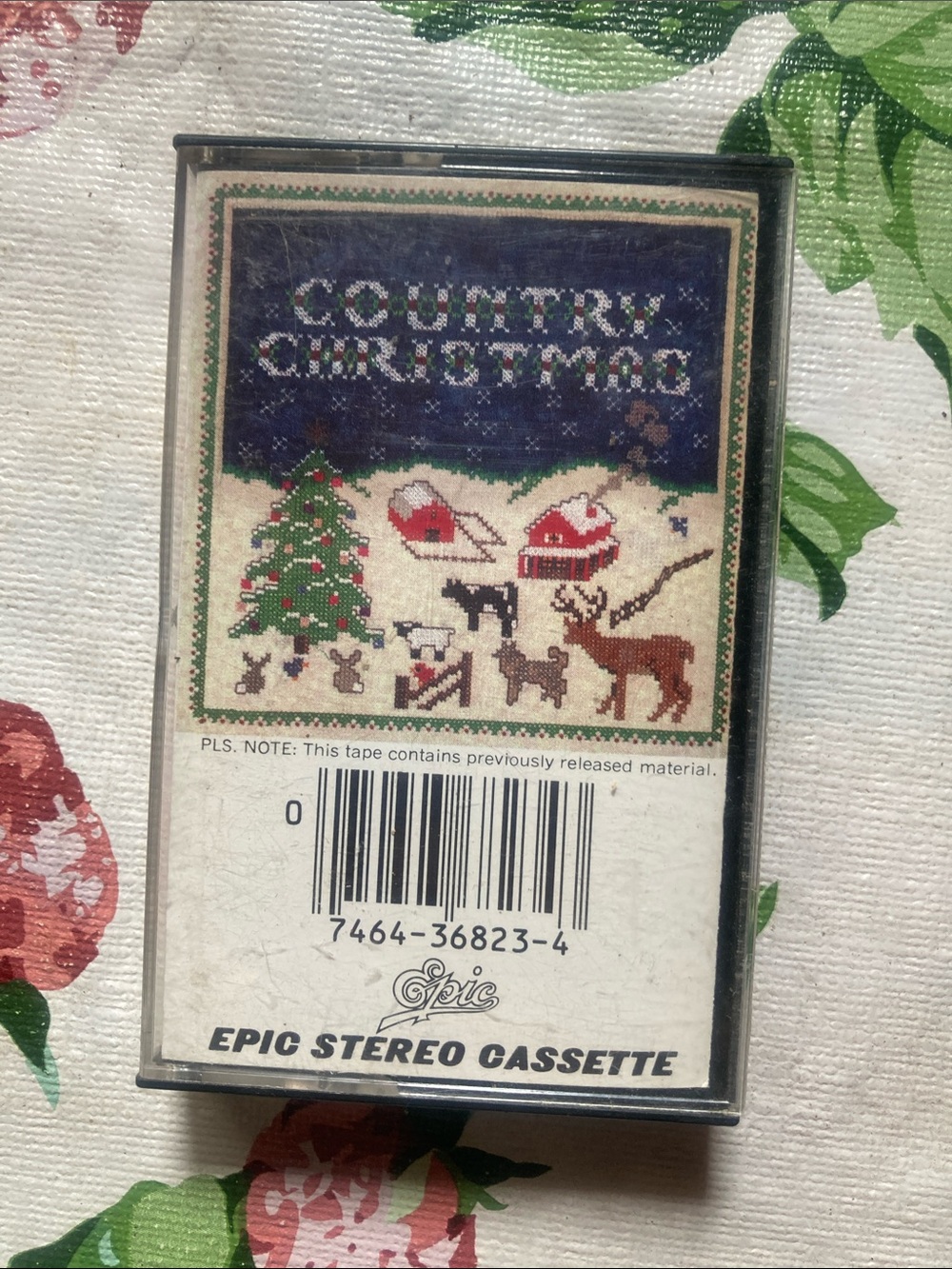 Country Christmas Cassette Tape includes Johnny Cash